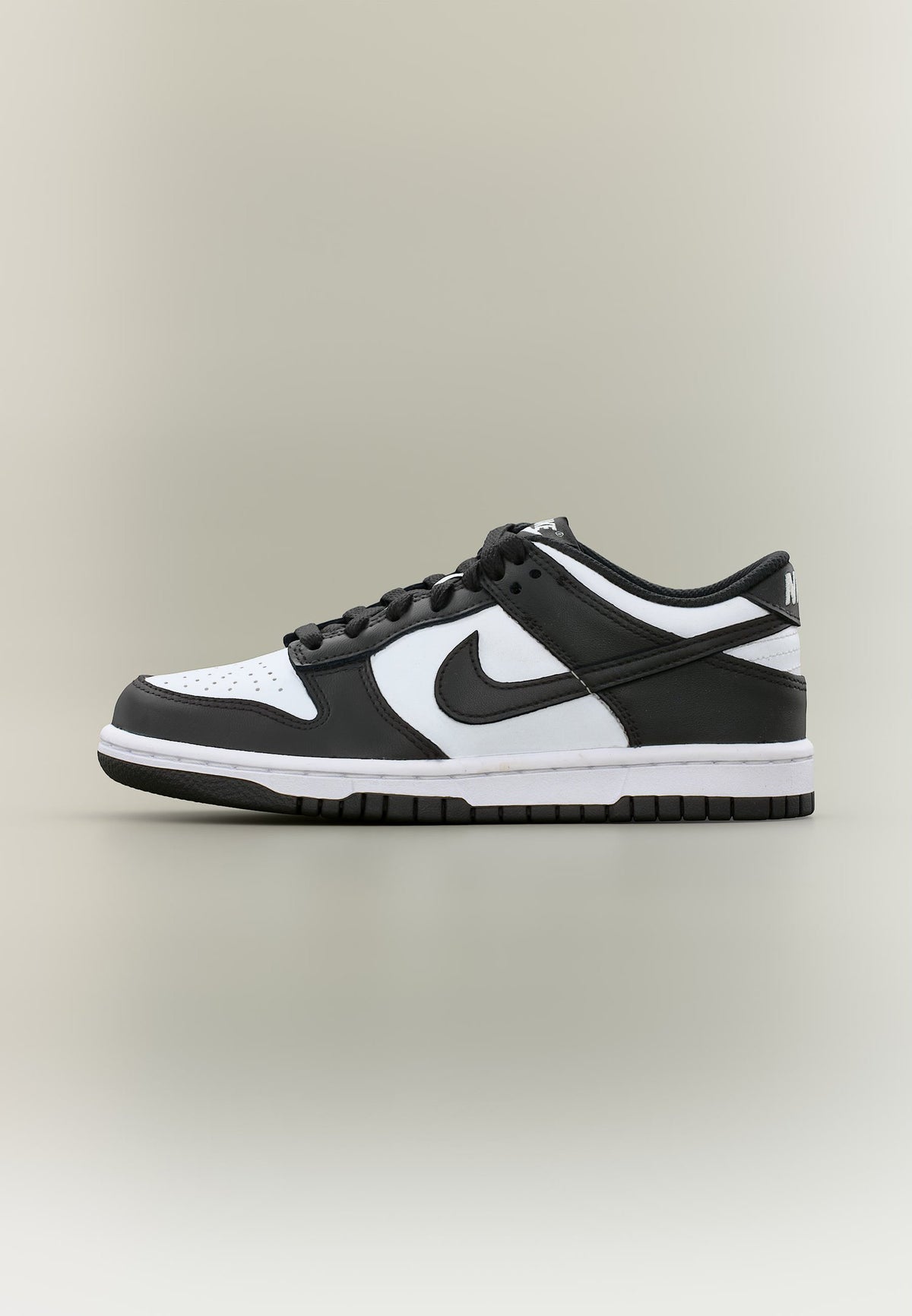 Nike Dunk Low Retro